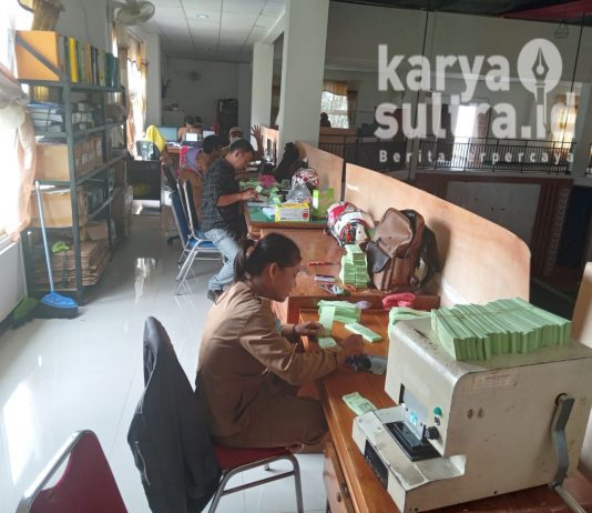 Suasana kantor Bidang Pendapatan Daerah Bombana saat ini.